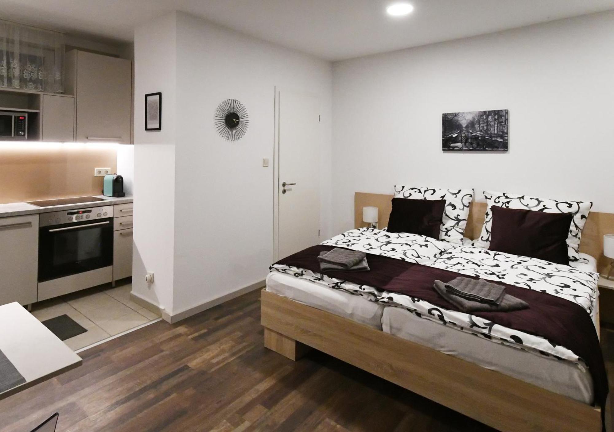 Nice Home Apartment 2 Abda Exterior photo