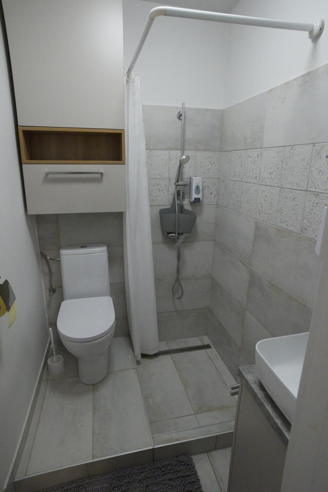 Nice Home Apartment 2 Abda Exterior photo